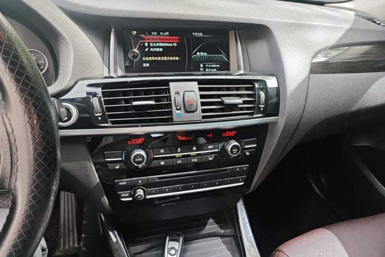 Used BMW X3 2014 xDrive20i X Design Package Audio And AC Panel