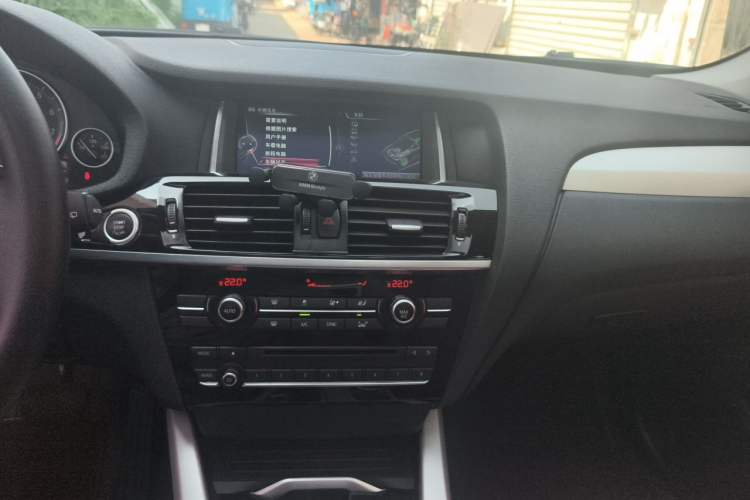 Used BMW X3 2014 xDrive28i Leading Model Audio And AC Panel