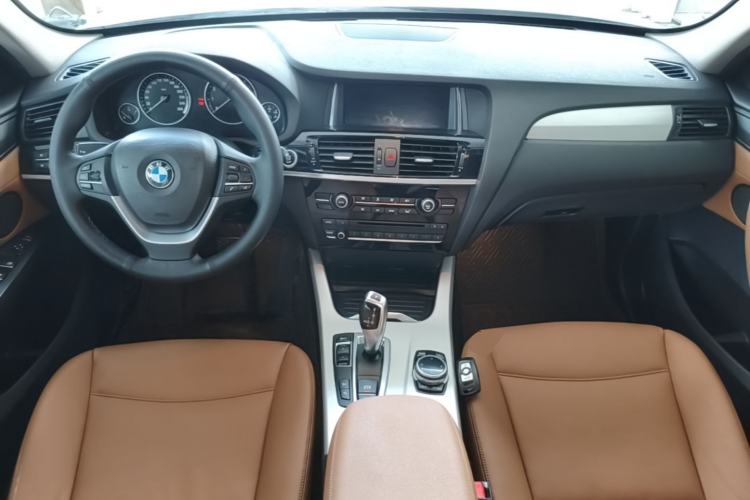 Used BMW X3 2014 xDrive28i Leading Model Center Console