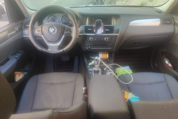 Used BMW X3 2014 xDrive20i Leading Model Center Console