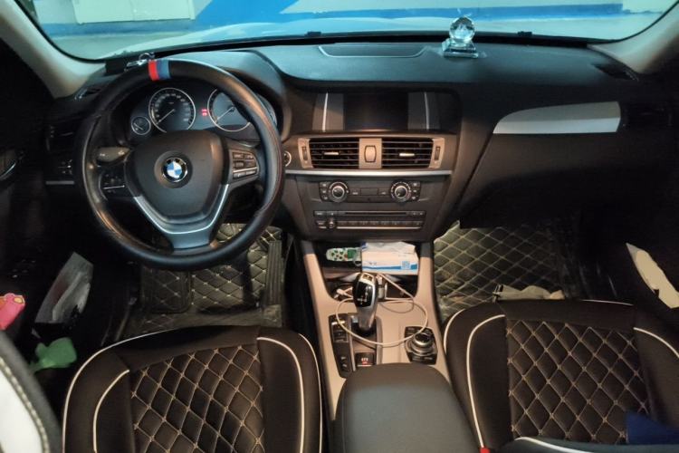 Used BMW X3 2014 xDrive20i Leading Model Center Console
