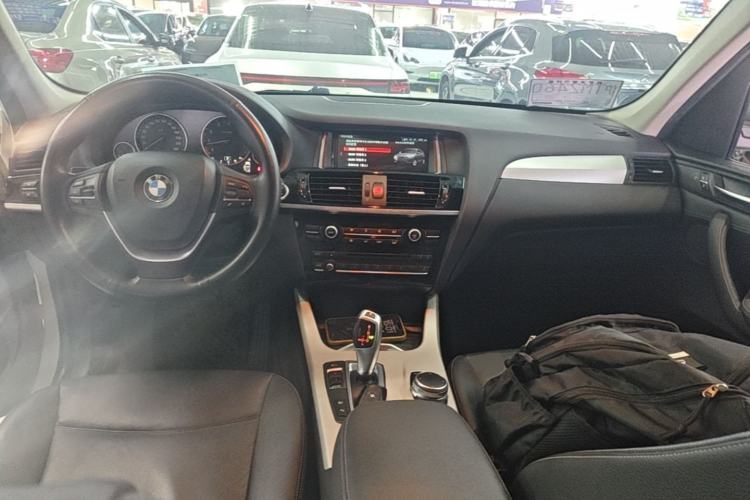 Used BMW X3 2014 xDrive28i Leading Model Center Console