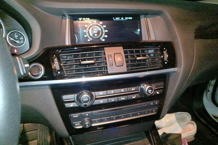 Used BMW X3 2014 xDrive28i X Design Package Center Console