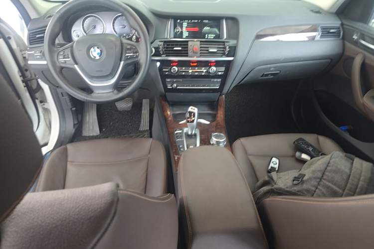 Used BMW X3 2014 xDrive20i X Design Package Center Console
