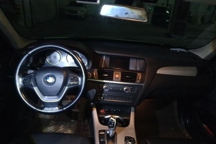 Used BMW X3 2014 xDrive20i Leading Model Center Console