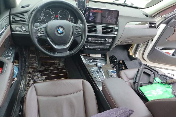 Used BMW X3 2014 xDrive28i X Design Package Center Console