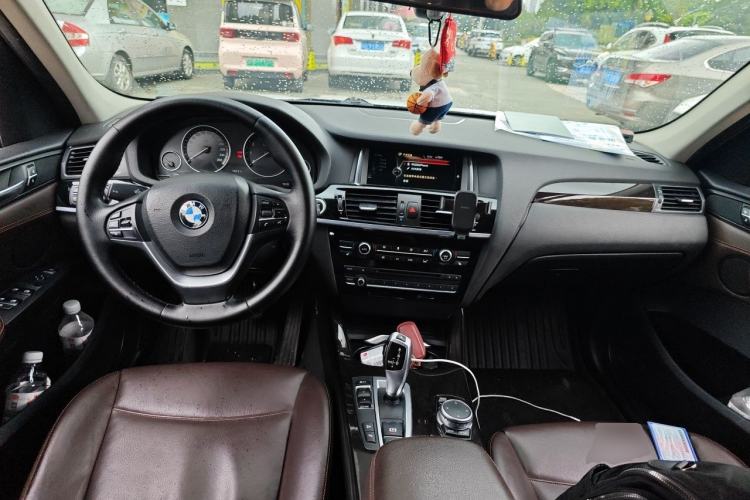 Used BMW X3 2014 xDrive20i Leading Model Center Console