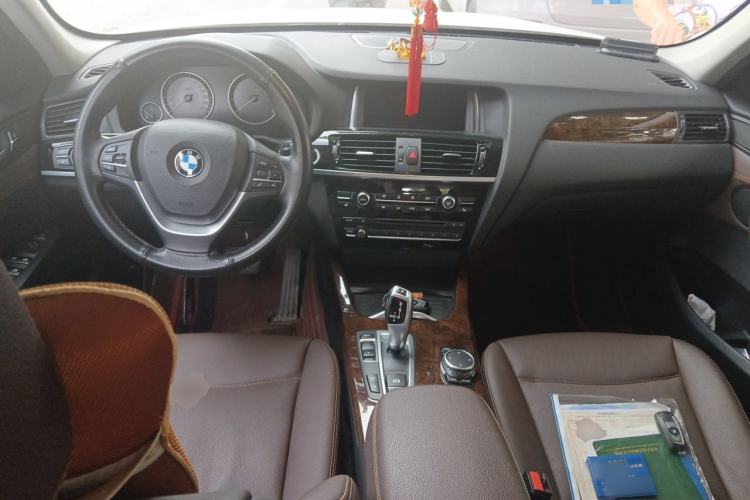 Used BMW X3 2014 xDrive20i Leading Model Center Console