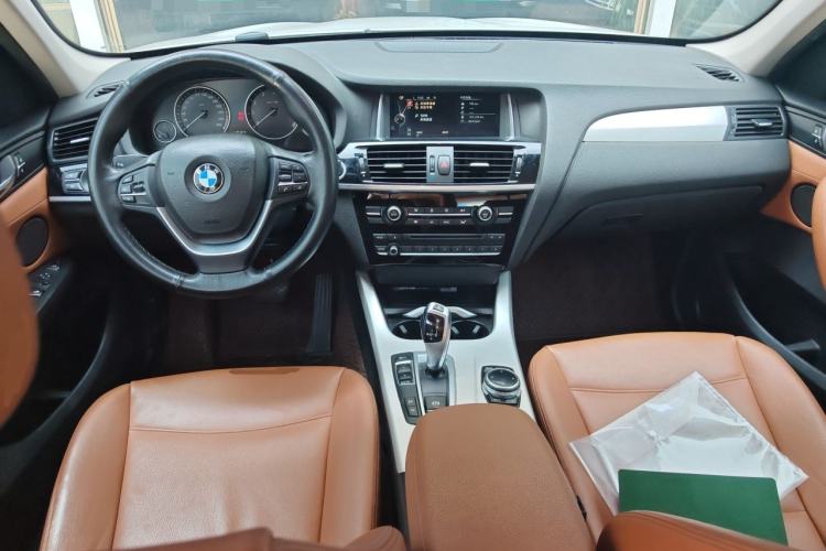 Used BMW X3 2014 xDrive28i Leading Model Center Console