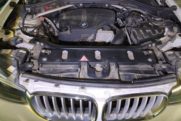 Used BMW X3 2014 xDrive20i X Design Package Engine Bay