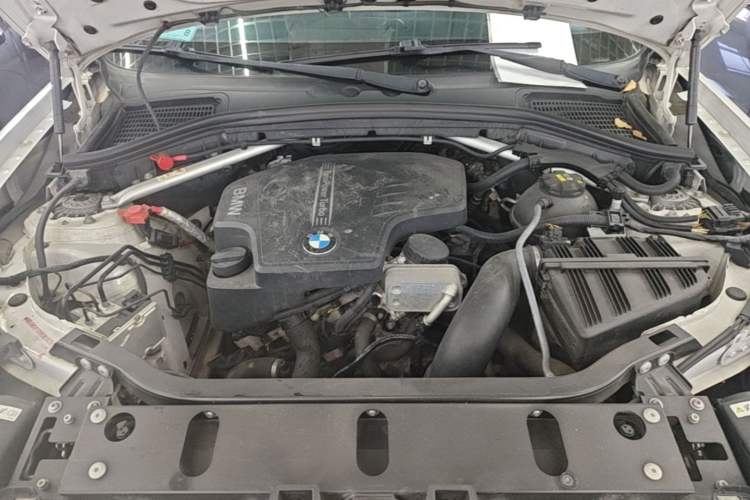 Used BMW X3 2014 xDrive28i Leading Model Engine Bay