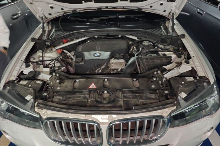 Used BMW X3 2014 xDrive28i X Design Package Engine Bay