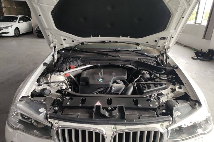 Used BMW X3 2014 xDrive20i X Design Package Engine Bay
