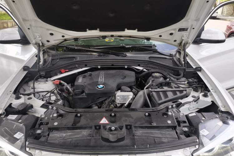 Used BMW X3 2014 xDrive20i X Design Package Engine Bay