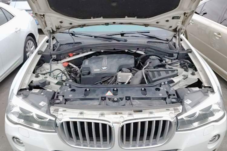 Used BMW X3 2014 xDrive28i Leading Model Engine Bay