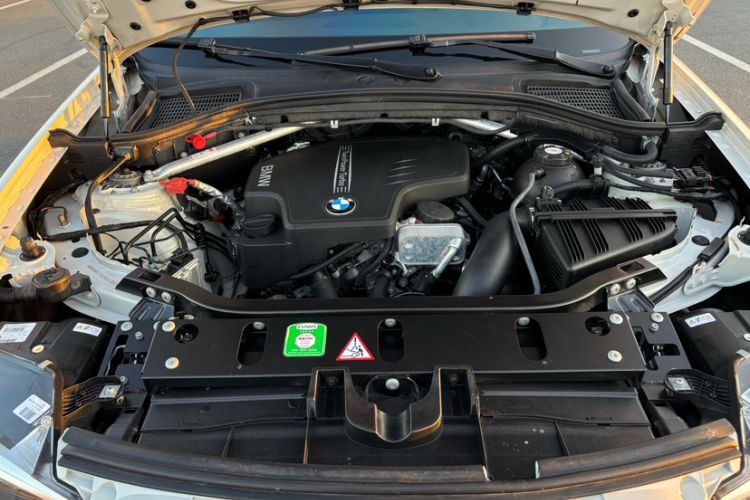 Used BMW X3 2014 xDrive20i X Design Package Engine Bay