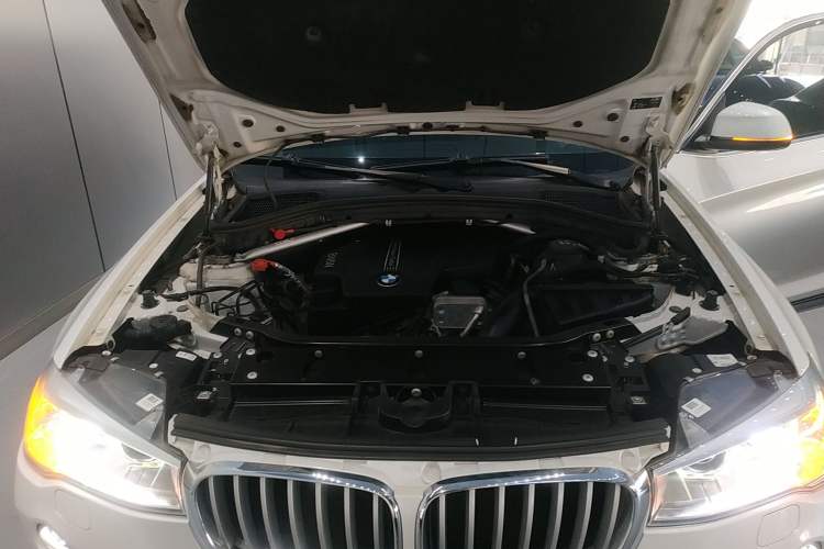 Used BMW X3 2014 xDrive20i X Design Package Engine Bay