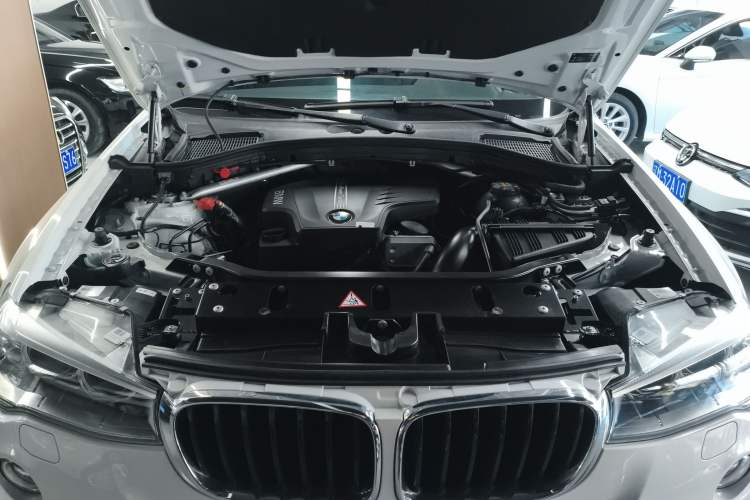 Used BMW X3 2014 xDrive20i Leading Model Engine Bay