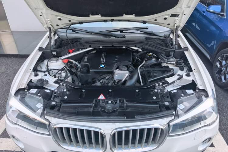 Used BMW X3 2014 xDrive20i X Design Package Engine Bay