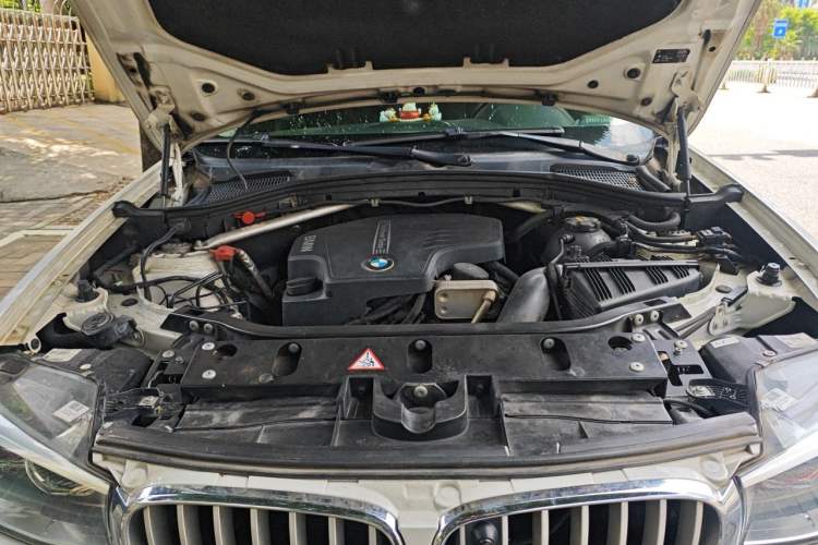 Used BMW X3 2014 xDrive20i X Design Package Engine Bay