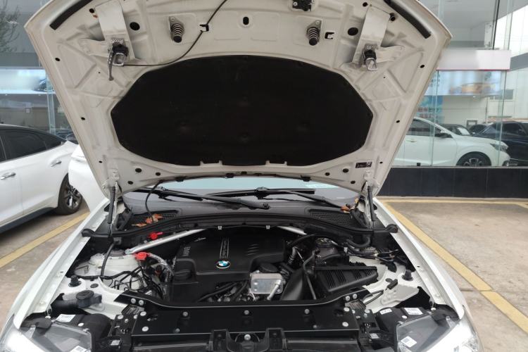 Used BMW X3 2014 xDrive20i X Design Package Engine Bay