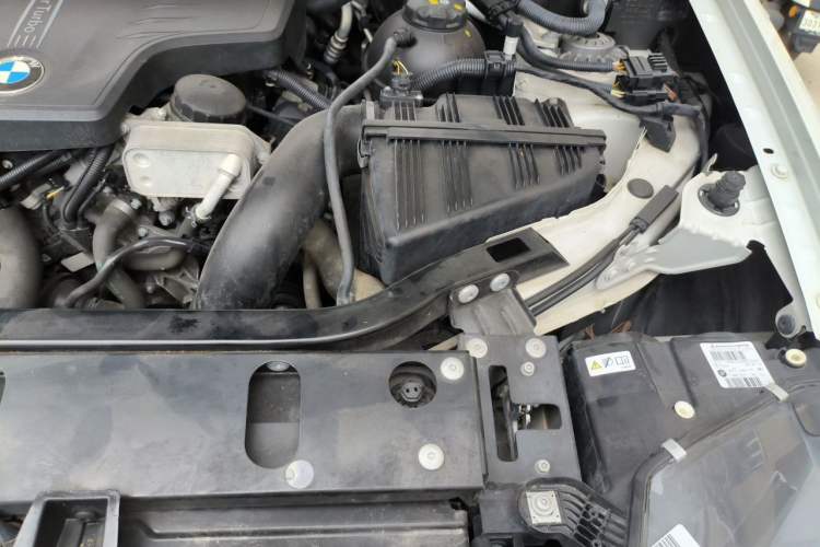 Used BMW X3 2014 xDrive20i X Design Package Engine Bay Left