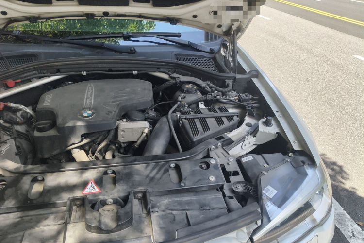 Used BMW X3 2014 xDrive20i X Design Package Engine Bay Left