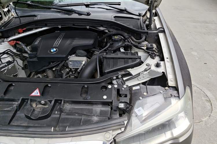 Used BMW X3 2014 xDrive20i X Design Package Engine Bay Left