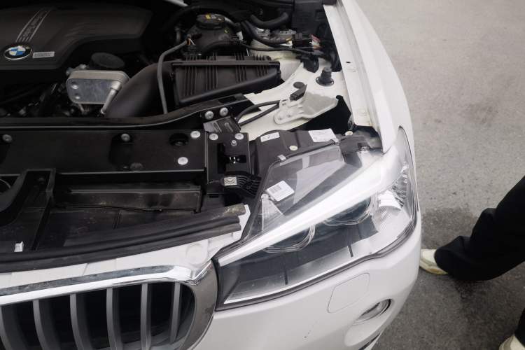 Used BMW X3 2014 xDrive20i X Design Package Engine Bay Left