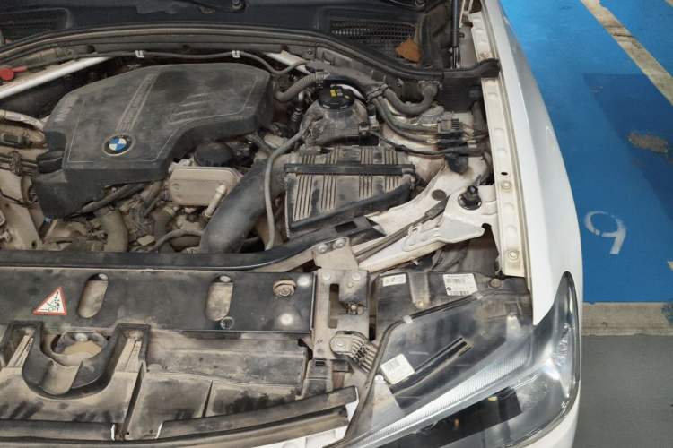 Used BMW X3 2014 xDrive20i Leading Model Engine Bay Left