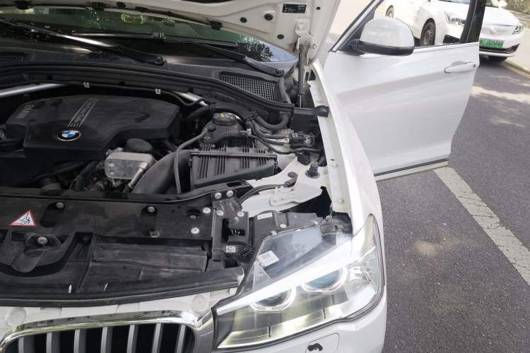 Used BMW X3 2014 xDrive20i X Design Package Engine Bay Left