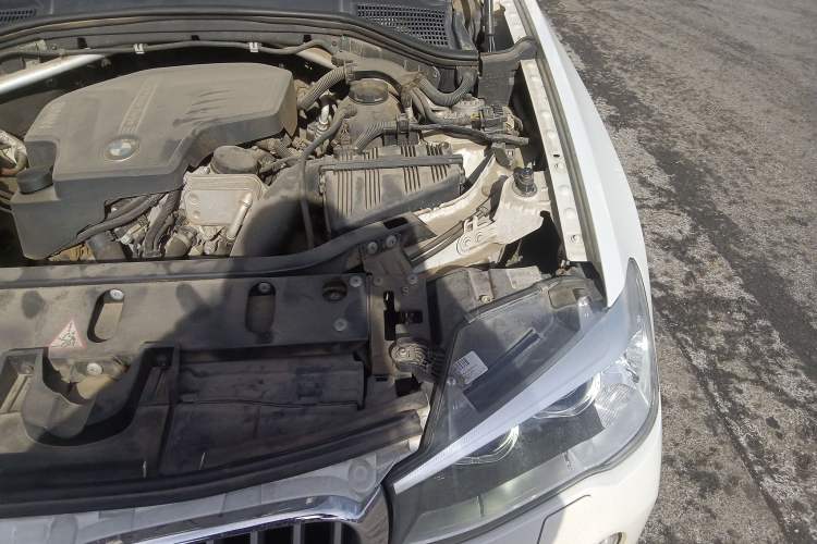 Used BMW X3 2014 xDrive20i X Design Package Engine Bay Left