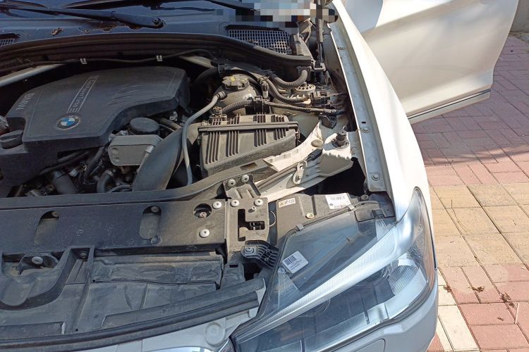 Used BMW X3 2014 xDrive28i X Design Package Engine Bay Left