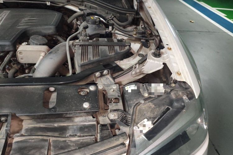 Used BMW X3 2014 xDrive20i X Design Package Engine Bay Left