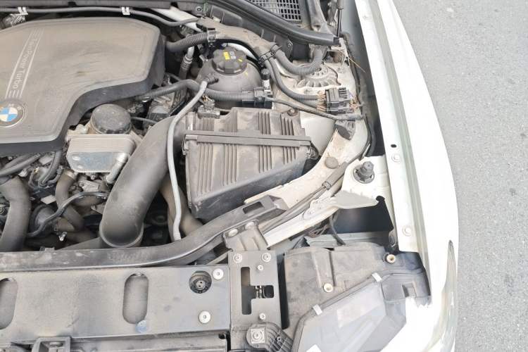 Used BMW X3 2014 xDrive20i X Design Package Engine Bay Left