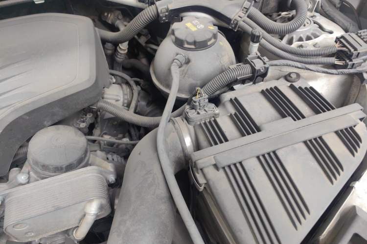 Used BMW X3 2014 xDrive20i X Design Package Engine Bay Left