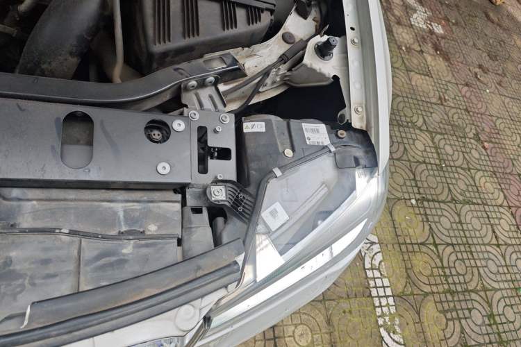 Used BMW X3 2014 xDrive20i X Design Package Engine Bay Left