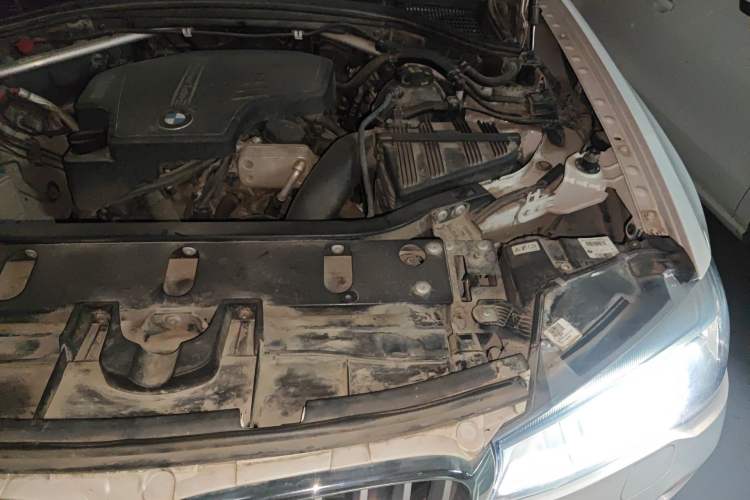 Used BMW X3 2014 xDrive20i X Design Package Engine Bay Left