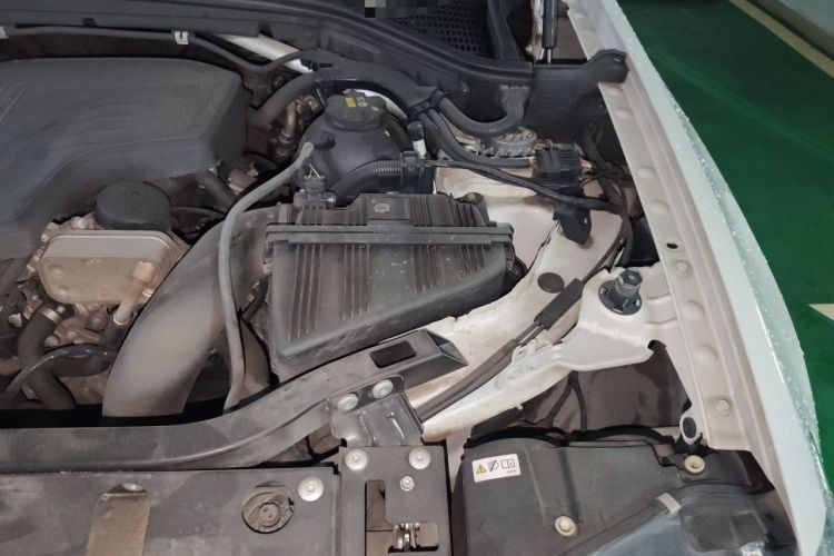 Used BMW X3 2014 xDrive20i X Design Package Engine Bay Left
