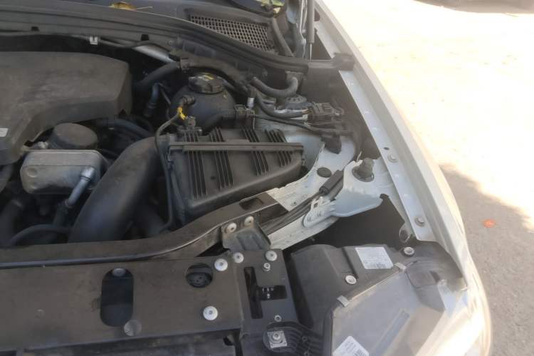 Used BMW X3 2014 xDrive20i Leading Model Engine Bay Left