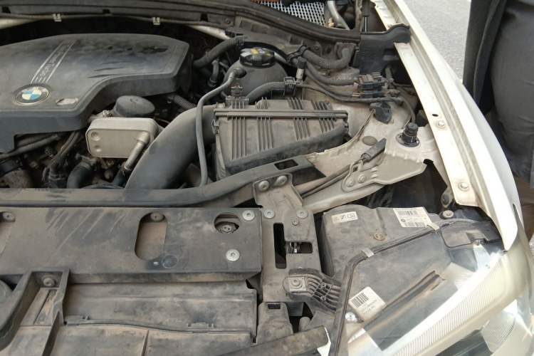 Used BMW X3 2014 xDrive20i Leading Model Engine Bay Left