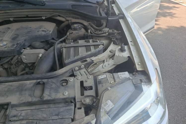 Used BMW X3 2014 xDrive20i X Design Package Engine Bay Left