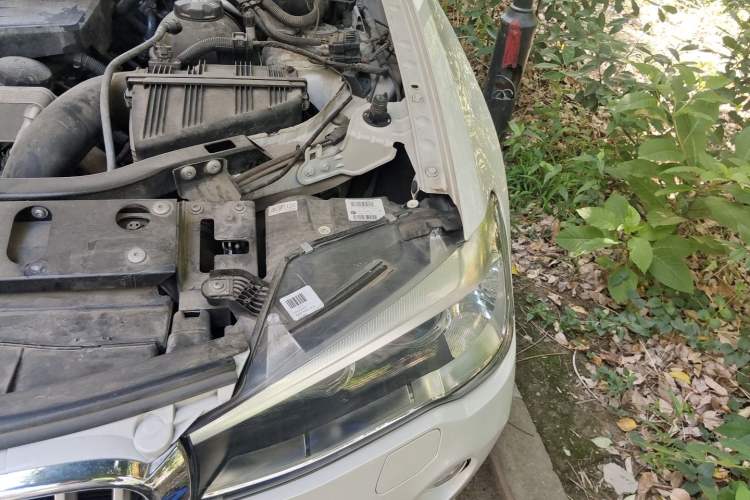 Used BMW X3 2014 xDrive20i X Design Package Engine Bay Left