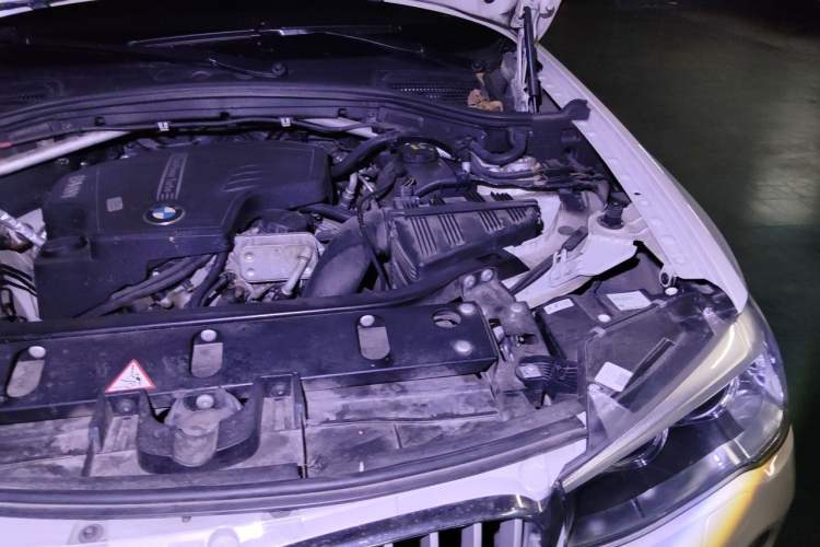 Used BMW X3 2014 xDrive20i X Design Package Engine Bay Left