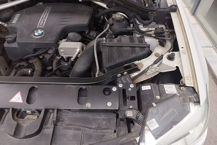 Used BMW X3 2014 xDrive20i X Design Package Engine Bay Left