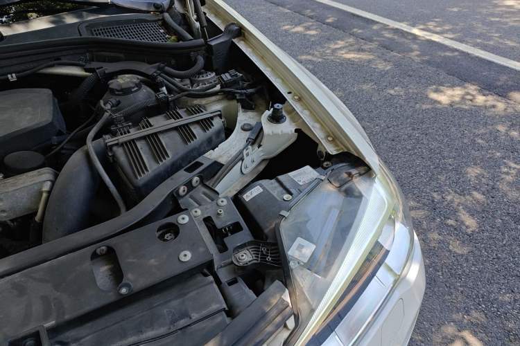 Used BMW X3 2014 xDrive20i X Design Package Engine Bay Left