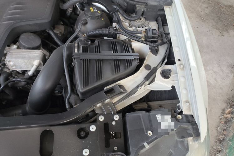 Used BMW X3 2014 xDrive28i Leading Model Engine Bay Left