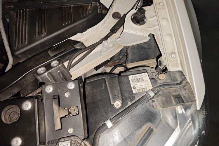 Used BMW X3 2014 xDrive28i Leading Model Engine Bay Left