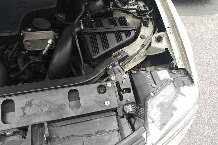 Used BMW X3 2014 xDrive20i X Design Package Engine Bay Left