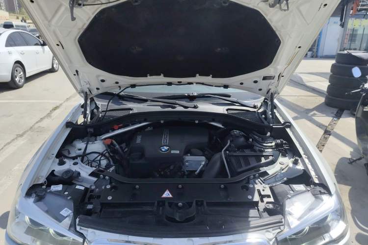 Used BMW X3 2014 xDrive20i Leading Model Engine Bay